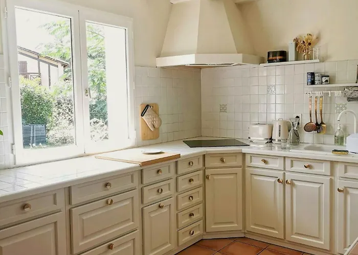 Landes House With Direct Access In
