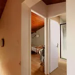 Landes House With Direct Access In Semesterbostad