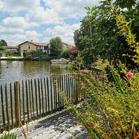 Landes House With Direct Access In Prázdninový dům Soustons